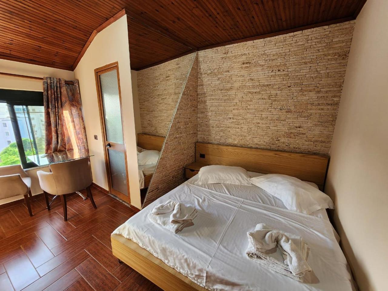 Hotel La Villa Tiran Dış mekan fotoğraf