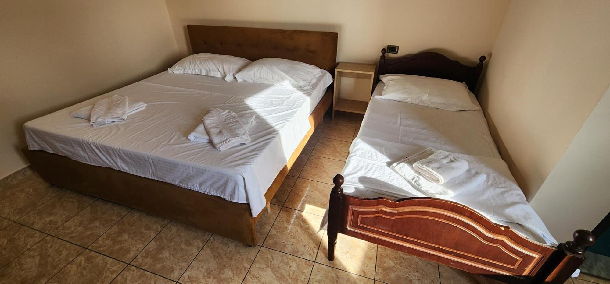 Hotel La Villa Tiran Dış mekan fotoğraf