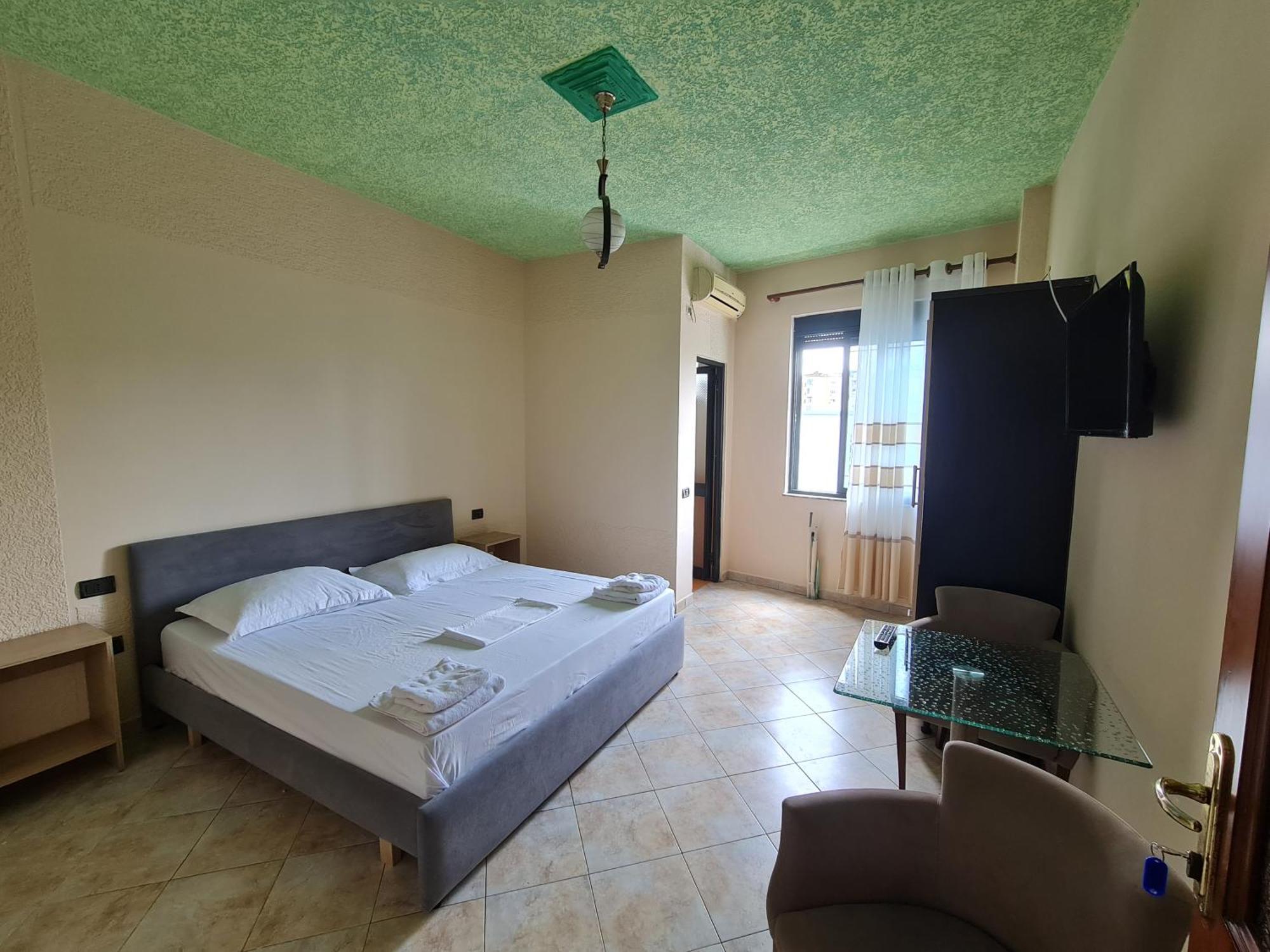Hotel La Villa Tiran Dış mekan fotoğraf