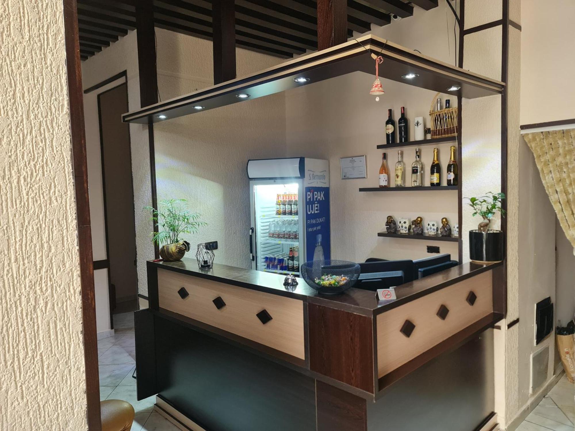 Hotel La Villa Tiran Dış mekan fotoğraf