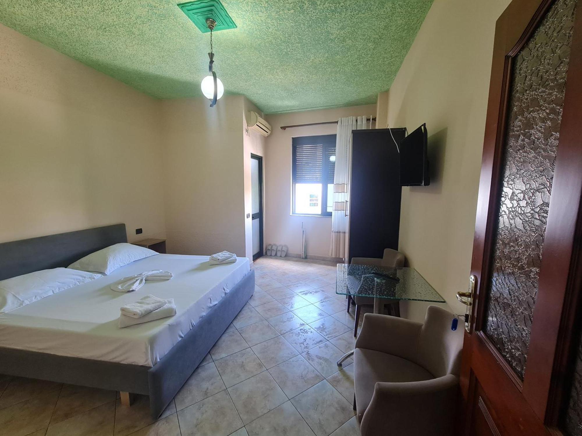 Hotel La Villa Tiran Dış mekan fotoğraf