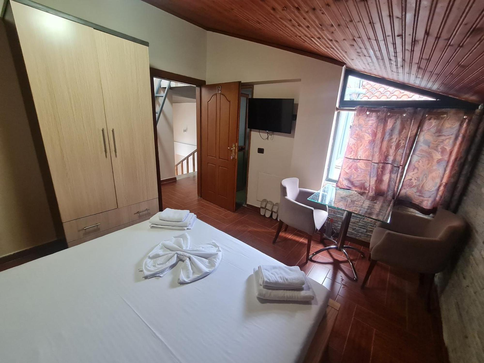 Hotel La Villa Tiran Dış mekan fotoğraf
